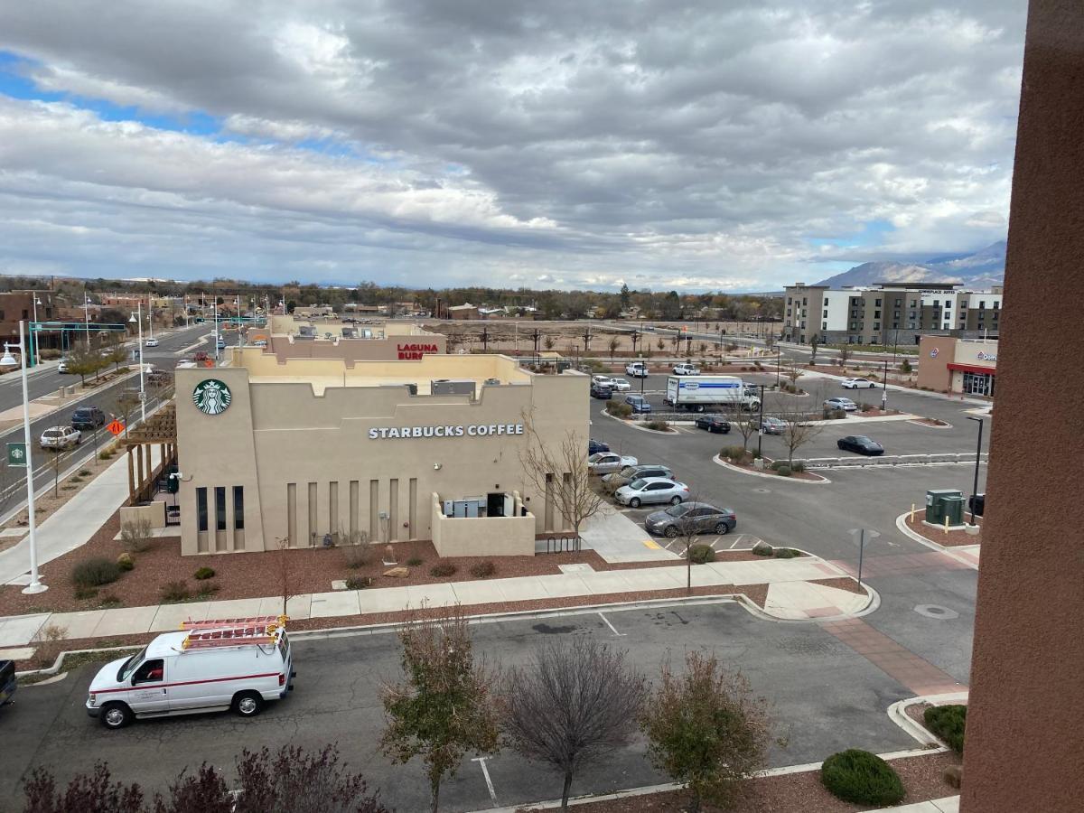 Holiday Inn Express & Suites Albuquerque Historic Old Town By Ihg Ngoại thất bức ảnh
