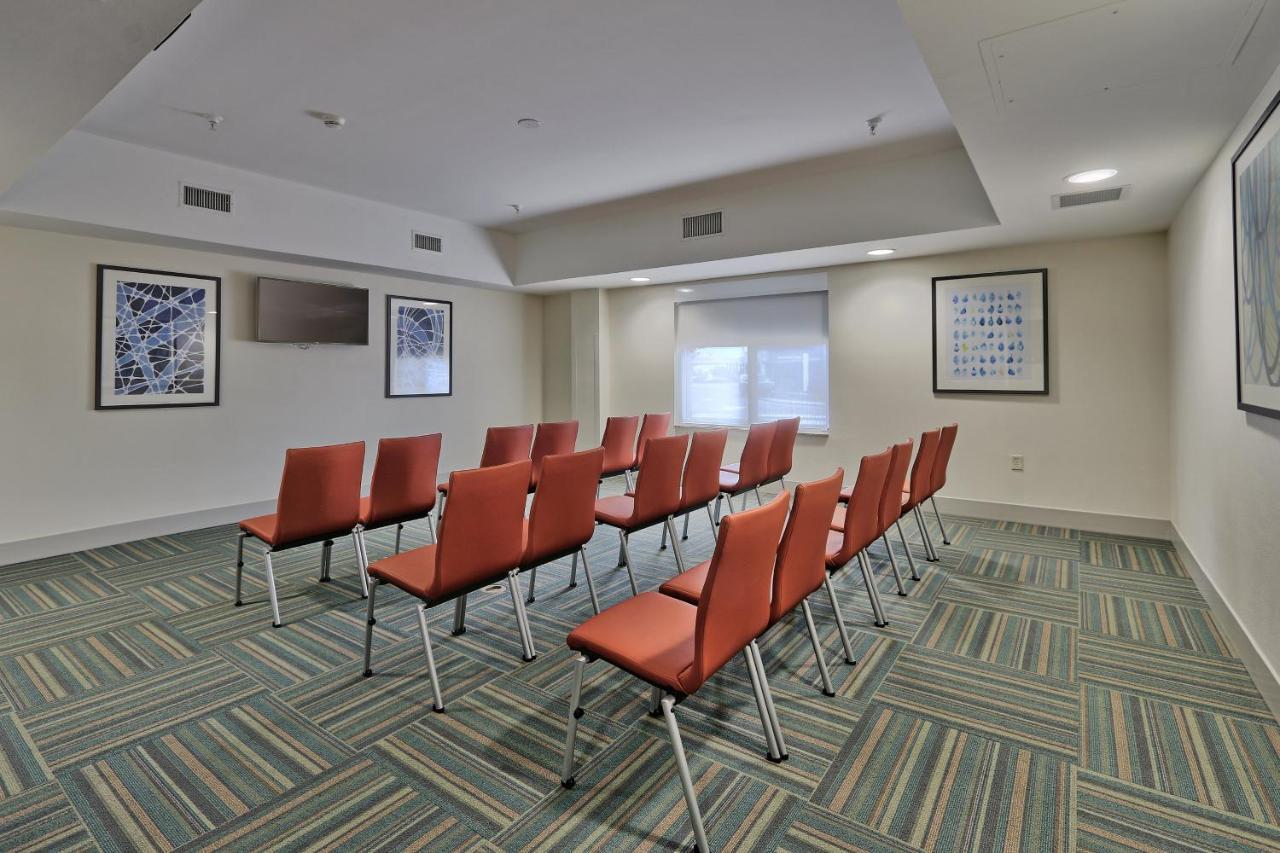 Holiday Inn Express & Suites Albuquerque Historic Old Town By Ihg Ngoại thất bức ảnh