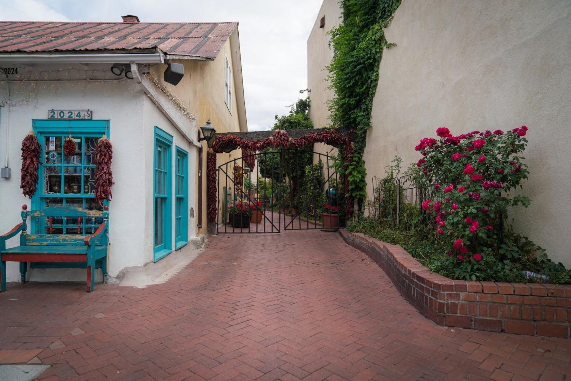 Holiday Inn Express & Suites Albuquerque Historic Old Town By Ihg Ngoại thất bức ảnh